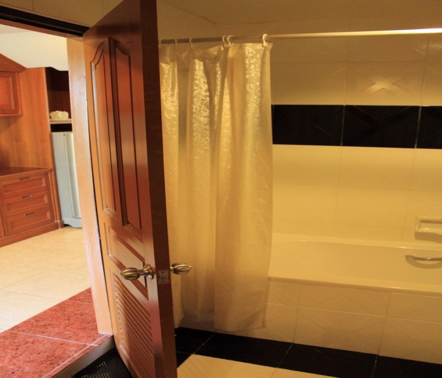 Krabi Andaman Sea Resort Ban Nong Thale Rum bild